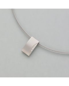 Pendant Titan with 3 brilliants