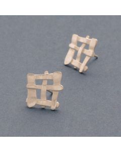 “Lattice” Small Untarnished Silver Ear Studs