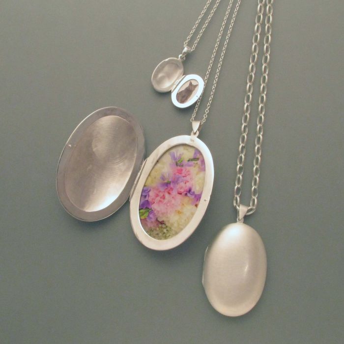 Antique Victorian Style Oval Locket Necklace in Sterling Silver