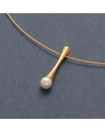 Gold-plated necklace with Pearl at a rod