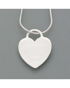 Heart shaped engraving pendant