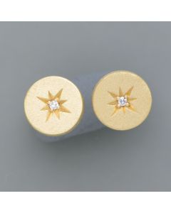 Ear studs north star, gold plated
