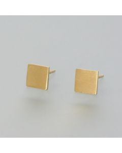 Gold stud earrings square