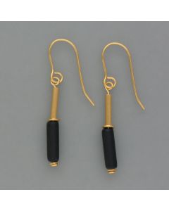 Onyx earrings, gold-plated