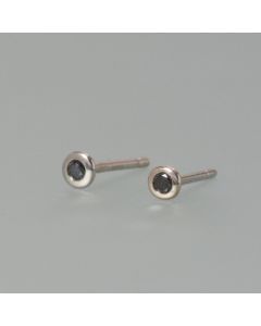 Studs set with brillant in 20k white gold