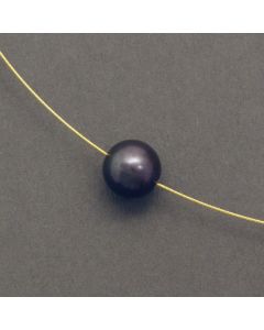 Gilded Circlet with Dark Pearl Pendant