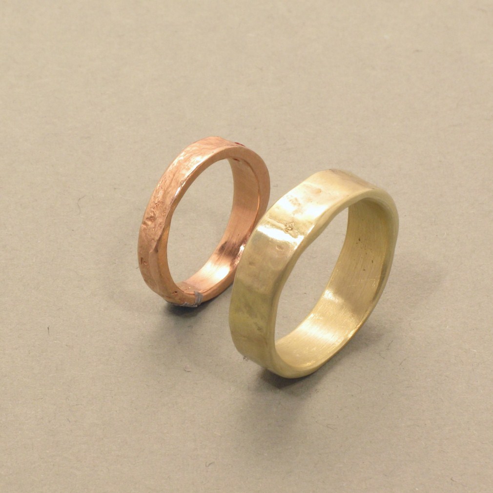 Ringe in Rot- und Gelbgold