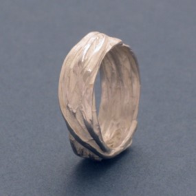 bassorted silver ring