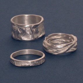 a collection of the finest no-allergy silver rings